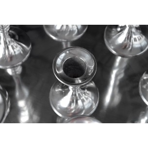 Chandelier design en aluminium argenté à 9 branches Chandelier design en aluminium argenté à 9 branches