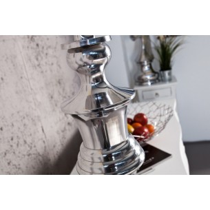 Pièce Echec décoratif en aluminium teinté argenté Pièce Echec décoratif en aluminium teinté argenté