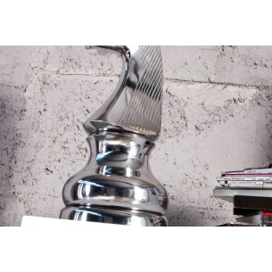 Objet de décoration design en aluminium coloris argent Objet de décoration design en aluminium coloris argent
