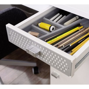 Bureau junior avec rangement coloris blanc laqué Bureau junior avec rangement coloris blanc laqué