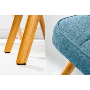 Tabouret design scandinave coloris bleu claire en tissu avec des pieds en bois massif